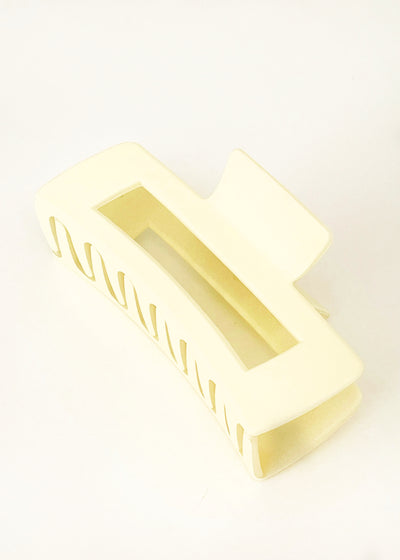 In-Haus Acrylic Hair Clips - Cornsilk Cream /Khaki + Tan Black Quartz